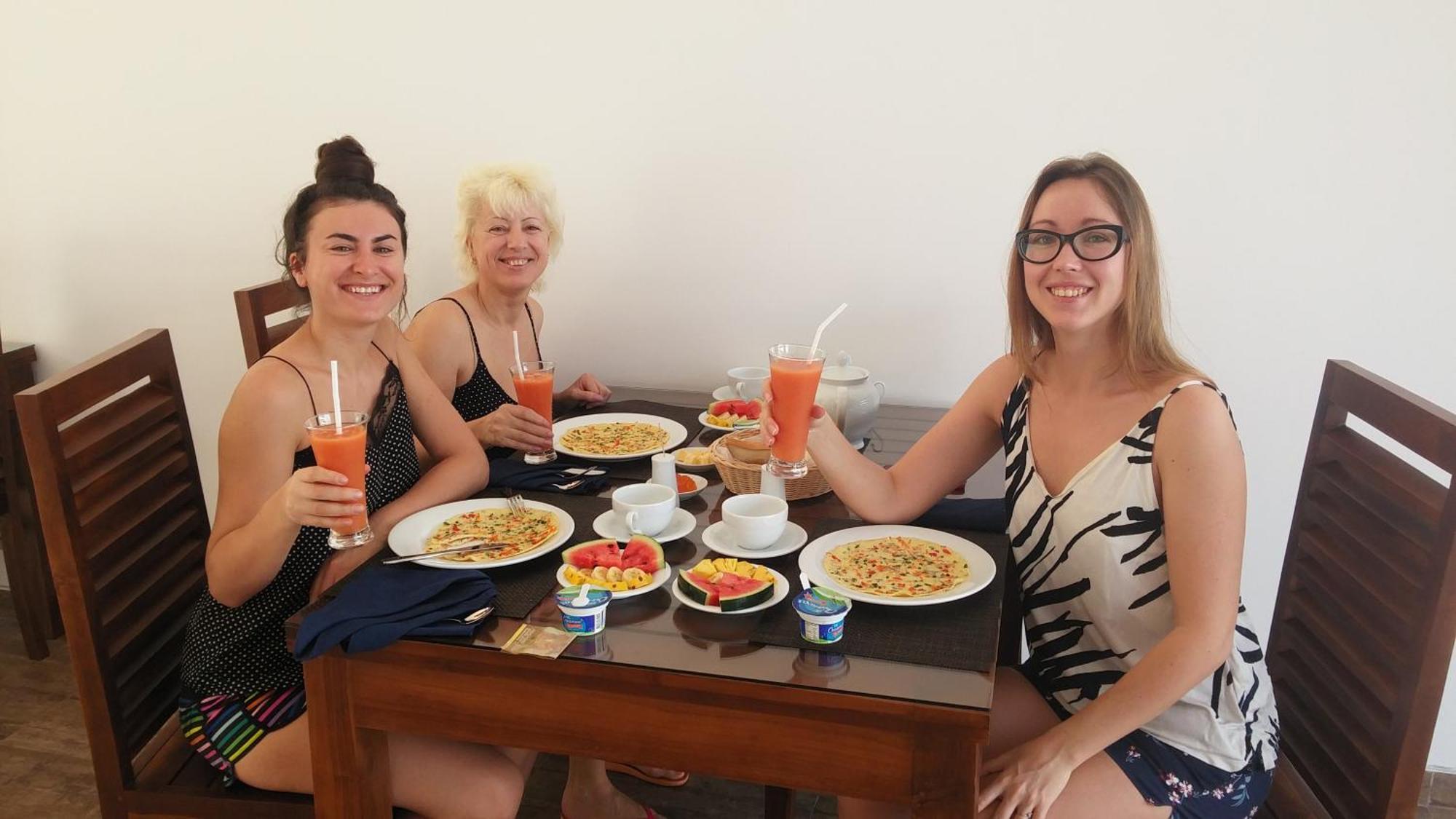 Hotel The Ritz Hikkaduwa Zewnętrze zdjęcie